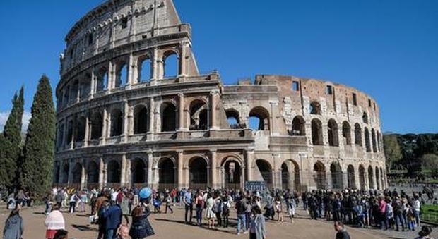 Roma, milioni sottratti al fisco sugli incassi del Colosseo: due società nel mirino