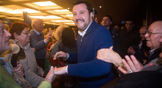 Salvini torna in Campania: «Il Sud mi piace. E di De Magistris m'importa poco»