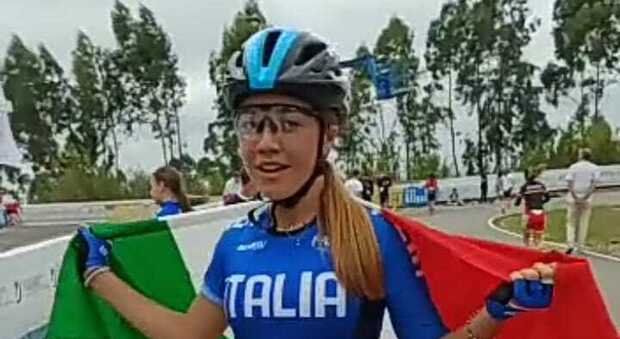 Giorgia Fusetto con la maglia dell'Italia dopo la prova vittoriosa