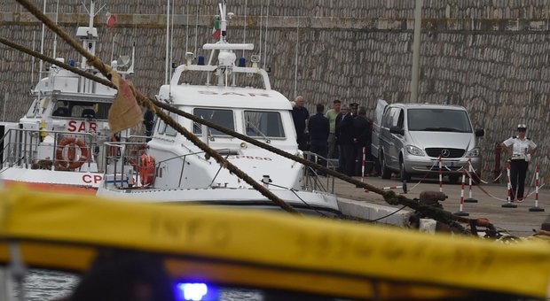 Cadaveri in mare a Terracina: madre e figlia morte nell'incidente in moto d'acqua in cui è rimasto ucciso un imprenditore/Le foto