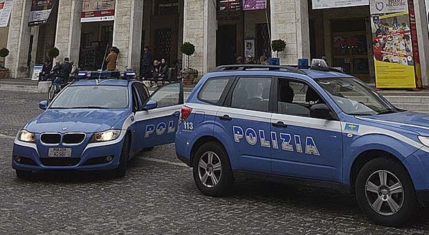 Polizia in piazza
