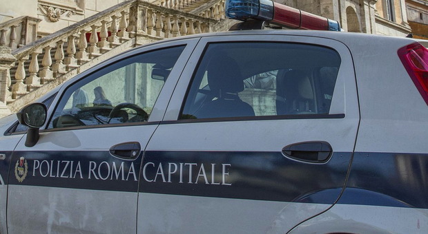 Roma, corruzione a San Giovanni-Cinecittà: arrestati vigile e imprenditore