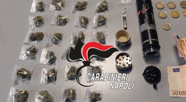 Controlli anti-Covid a Casavatore: sequestrate 30 dosi di marjuana