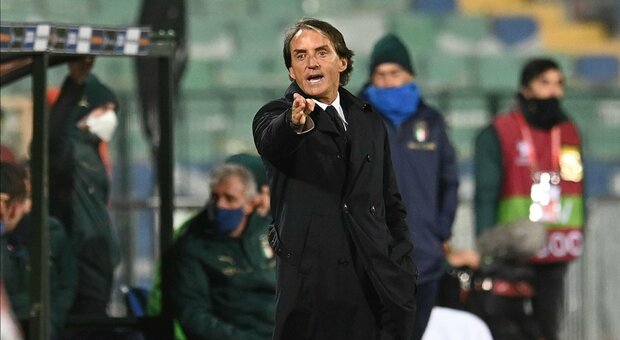 Mancini: «La differenza reti? Dobbiamo battere la Svizzera»