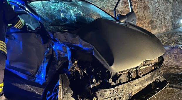 Impatto violento tra auto: 19enne muore dopo dieci giorni di coma