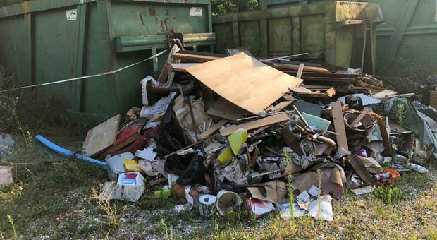 I rifiuti edili abbandonati nella discarica Sap di Fonzaso gà sotto sequestro: indagano i carabinieri