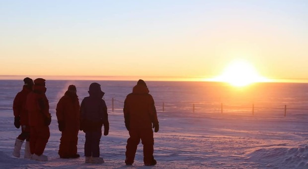 Stagione invernale, l'ultimo spicchio di Sole lascia il Polo Sud