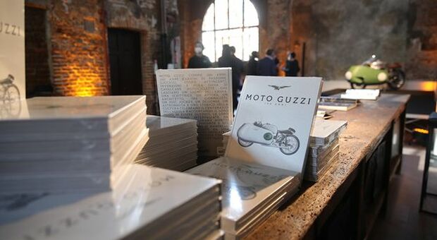 Moto Guzzi: 100 anni di storia raccontati da chi ama il mito della motocicletta