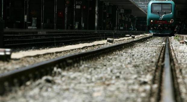 Tampona treno merci, linea ferroviaria Venezia-Trieste bloccata per 4 ore