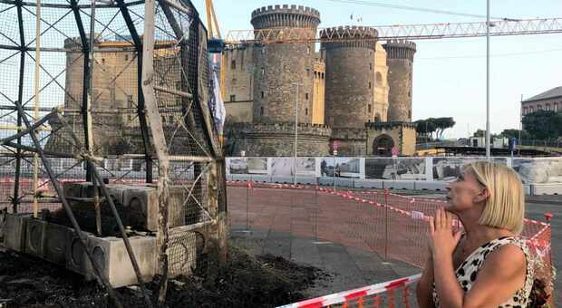 immagine Napoli, domenica l'esibizione dell'artista Ciric accanto alla Venere degli stracci arsa
