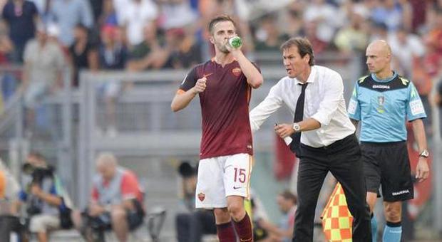 Roma, Pjanic ko in nazionale contro Andorra: per il bosniaco si teme un mese di stop