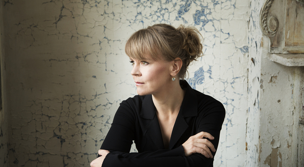 La direttrice d'orchestra e violoncellista Susanna Mälkki