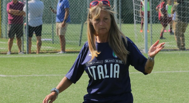 Marcella Bianchini, unica donna ad aver conseguito l'abilitazione: «Insegno alle ragazze a farsi valere nel calcio»