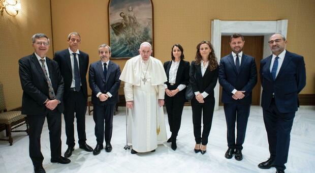 Papa Francesco riceve in udienza Tenderstories per il film Kordon: «Il cinema strumento per la pace nel mondo»
