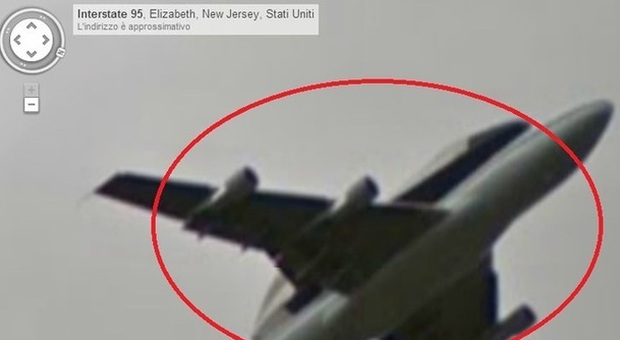 Google Street View cattura il volo dello Space Shuttle