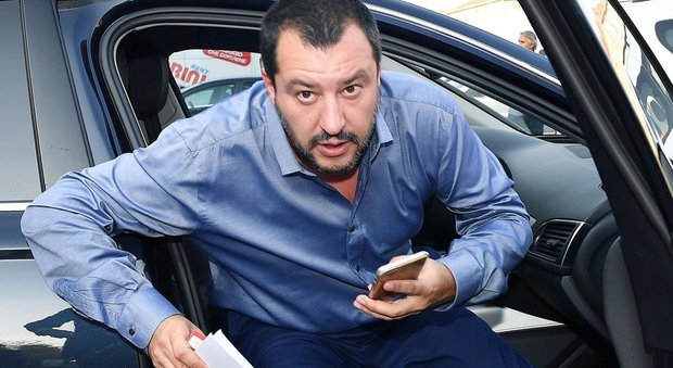 Salvini a Bari: alle elezioni simbolo unico da nord a sud