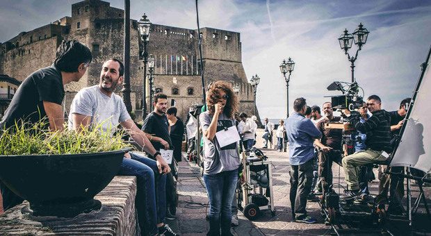 Film, fiction e serie tv: Napoli incassa 50mila euro al giorno