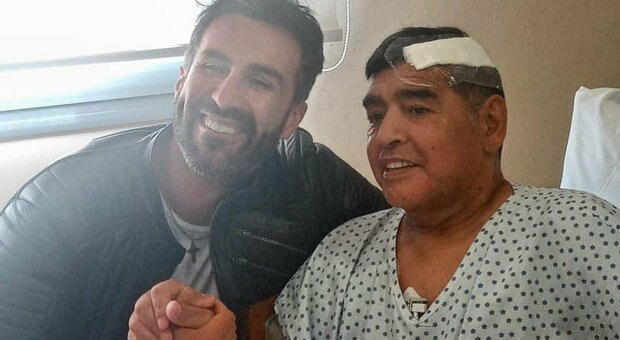 Maradona, sette accusati di omicidio volontario: c'è anche il neurochirurgo Luque. Rischiano fino a 25 anni