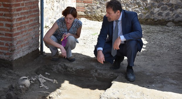 Ritrovato scheletro di bambino a Pompei: «Era in fuga dall'eruzione del Vesuvio»