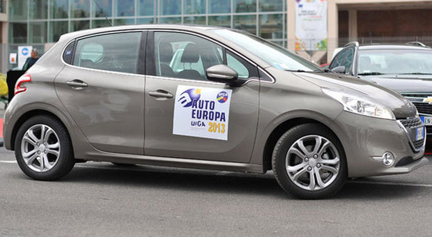 La Peugeot 208 appena incoronata Auto Europa 2013 nella Capitale