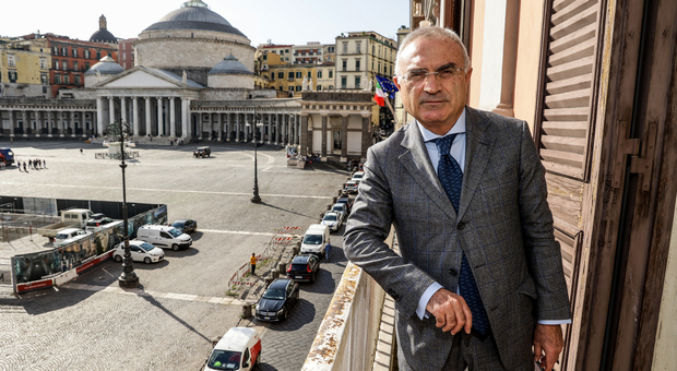 Case occupate a Napoli, intervista al prefetto Claudio Palomba: «Così cacceremo i violenti»