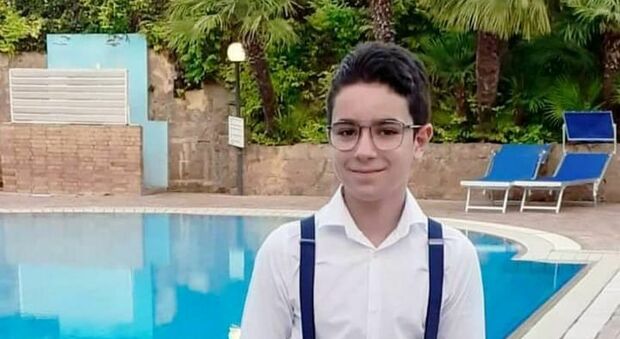 Morto 15enne in moto a Crotone: Karol Rizza ha perso il controllo ed è finito contro un muro