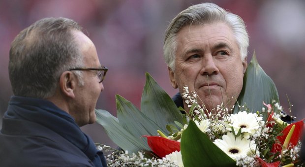 Ancelotti festeggia le 1.000 panchine, il Bayern ne fa 8 all'Amburgo