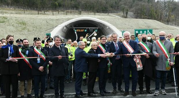 Aspi, inaugurato il nuovo tratto a tre corsie dell'A1 Barberino-Firenze Nord