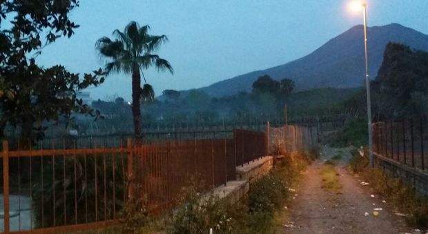 Il tuo WhatsApp | Incendi sul Vesuvio, nessuno ne parla