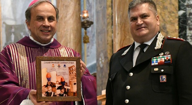 Il vescovo Pompili e il comandante Bellini