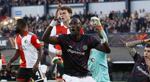 Feyenoord-Roma 1-0, le pagelle: Spinazzola poco lucido, Pellegrini sperduto sul dischetto, Cristante suda 70 camicie