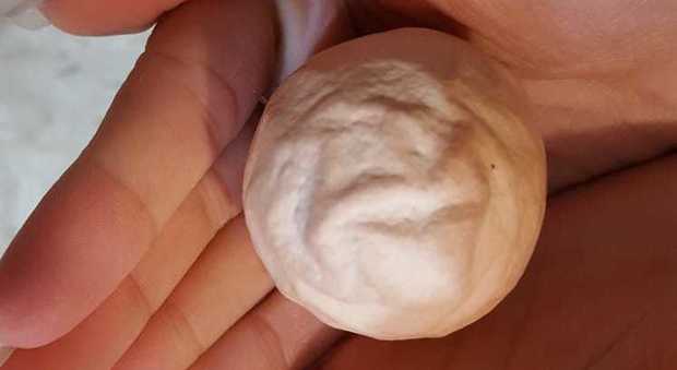 L'uovo più strano del mondo si trova a Todi