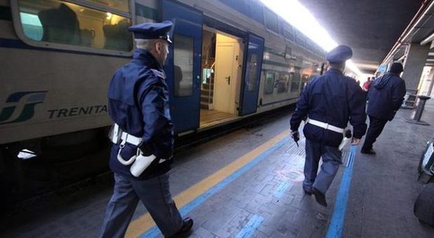 Molesta due sorelle in treno, arrestato studentesse aggredite sul Verona-Roma