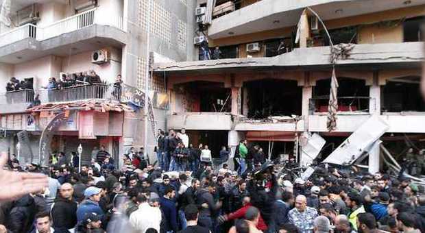 Libano, esplosione nella roccaforte degli Hezbollah: almeno cinque morti e venti feriti