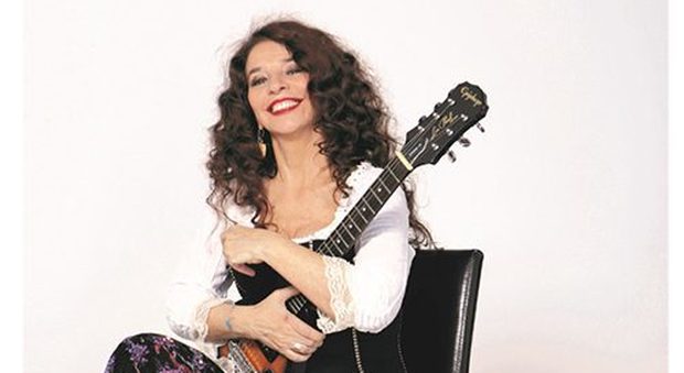 Teresa De Sio canta Pino Daniele: gratis con Il Mattino al concerto