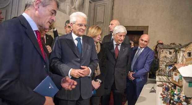 Mattarella inaugura la mostra «Presepi d'Italia - le tradizioni regionali al Quirinale»