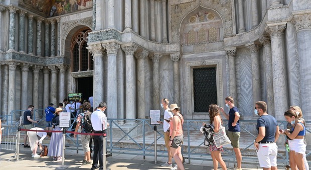 VENEZIA Cresta sui biglietti della Procuratoria di San Marco