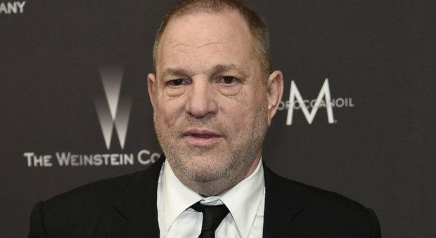 "Weinstein lo chiamavano 'il porco'. Fece sesso con una donna con sua moglie incinta nella stanza accanto"