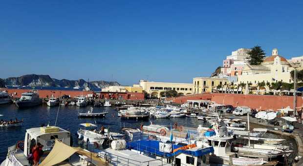Isole covid free: da lunedì 800 vaccinazioni tra Ponza e Ventotene