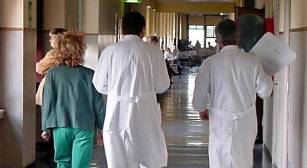 Il Veneto assume medici pensionati «Incomprensibile, faremo ricorso»