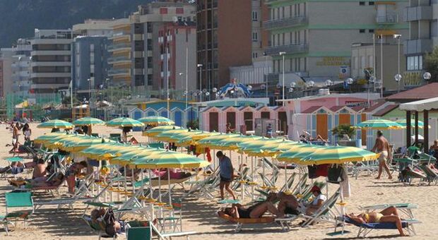 Unioncamere, negli ultimi 10 anni +25% per le attività che gestiscono le spiagge italiane