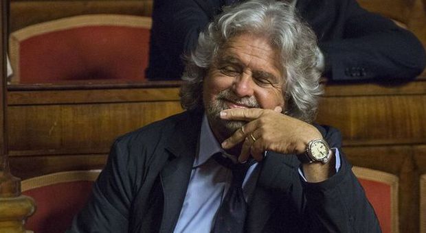L'Unità in liquidazione, Grillo esulta: «Giornali chiudono, ottima notizia»