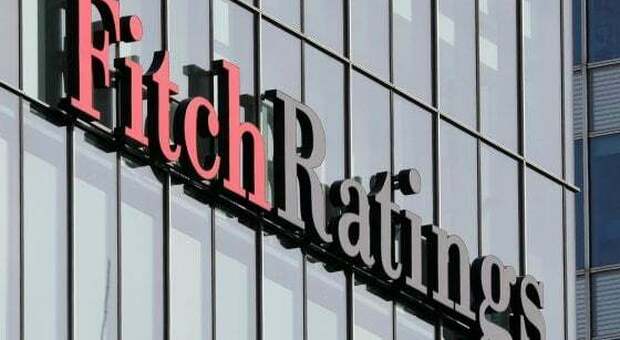 Fitch promuove l’Italia: sale il rating, outlook stabile «Ripresa economica robusta»