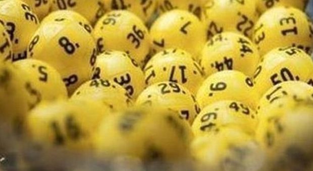 Estrazioni Lotto, Superenalotto e 10eLotto di giovedì 12 dicembre 2019: centrato un 5+ da 565mila euro