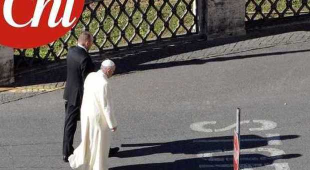Papa Francesco va a "lavoro" a piedi: senza auto &#8203;nel suo cammino verso Palazzo Apostolico