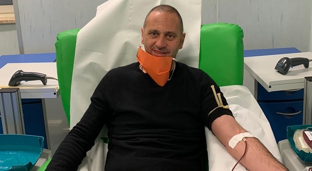 ll tecnico della Ternana Fabio Gallo dona il sangue