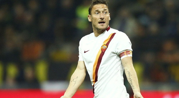 Roma: capitan Totti è in difficoltà, ora non bisogna abbandonarlo