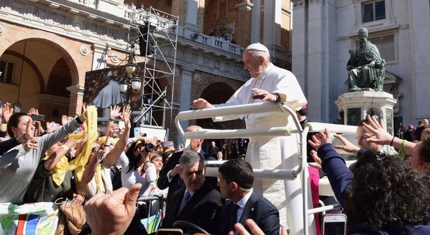 Il regalo di Papa Francesco a Loreto: «Giubileo per tutti i pellegrini»