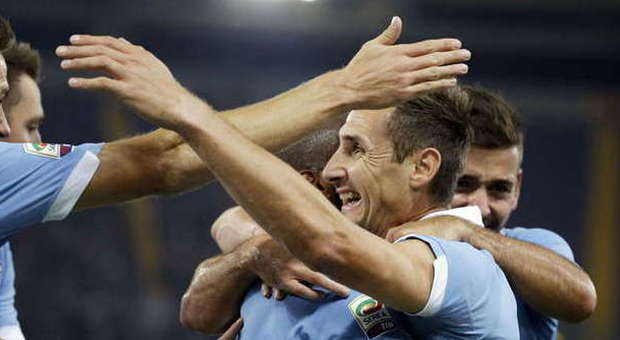Lazio-Torino 2-1, è quarta vittoria di fila Klose al primo centro di stagione