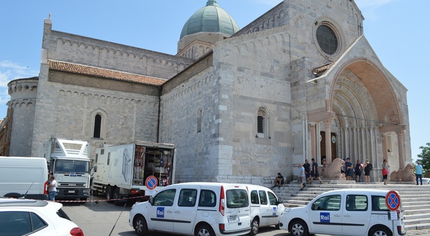 Ancona, Messa in diretta su Rai Uno: divieto di sosta davanti a San Ciriaco